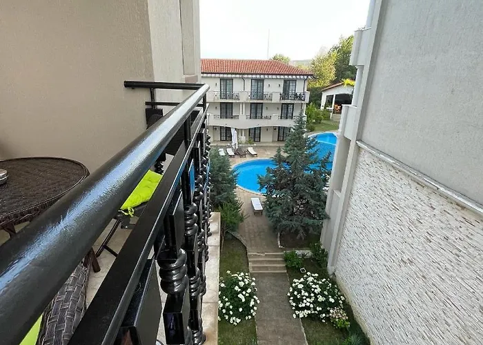 Lägenhet In The Cliff & **** *