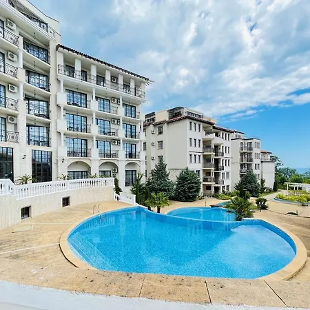 Lägenhet In The Cliff & **** *